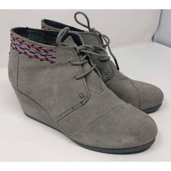 Toms Kala Lace Up Wedge Booties Grey Women Size 10 Aztec Leather Suede Boots - Picture 2 of 8